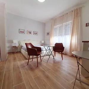 Angela's Milano