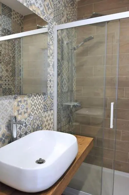 Appartamento Moderno Design District Milan Apartment